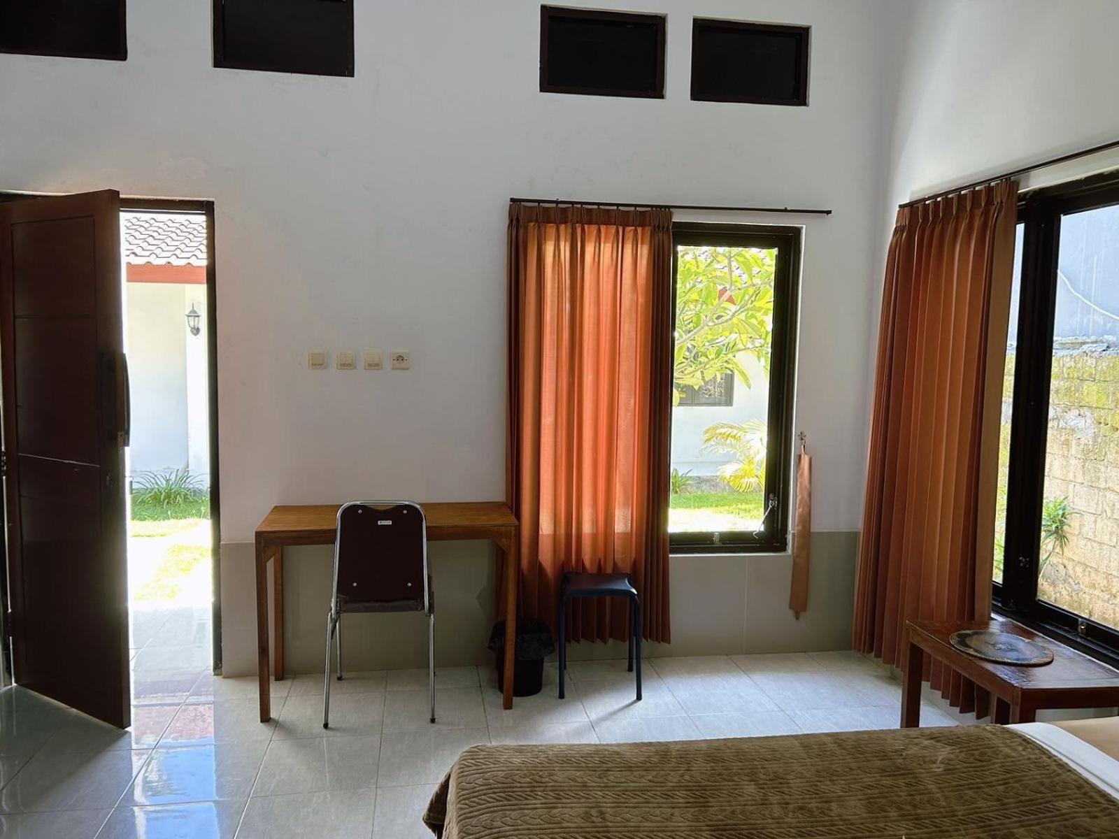 Sayang Bungalows Kuta  Kültér fotó