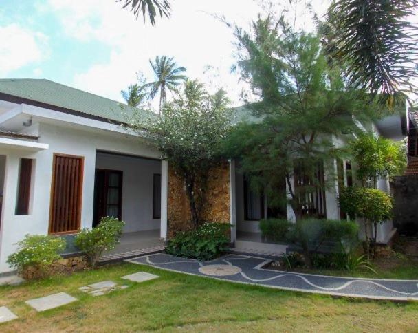 Sayang Bungalows Kuta  Kültér fotó